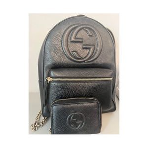 Gucci Soho leather chain backpack black